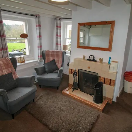 Greenside Traditional Overlooking Caldbecks Duck Pond