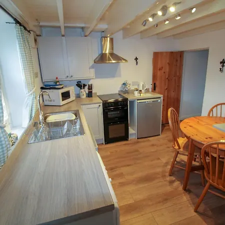 Tatil Evi Greenside Traditional Overlooking Caldbecks Duck Pond Caldbeck