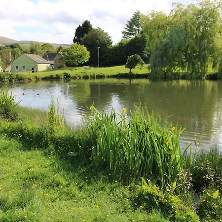 Greenside Traditional Overlooking Caldbecks Duck Pond Caldbeck